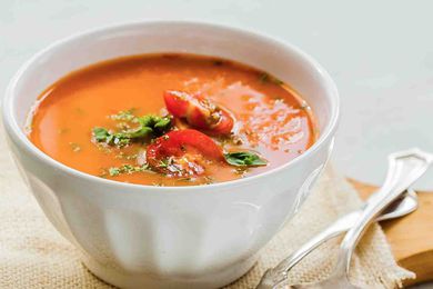 Creamy Tomato and Bean Soup