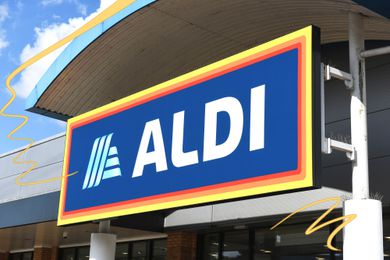 Aldi storefront photo with some yellow line illustrations