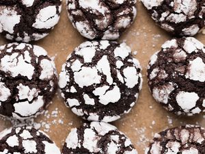 Overhead view of a baking sheet with crinkles on it.