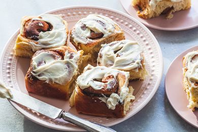 A platter of soft cinnamon rolls.