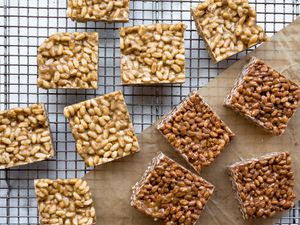 Chocolate and regular nut-free crispy treats.