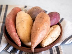 Sweet potatoes in a brown bowl
